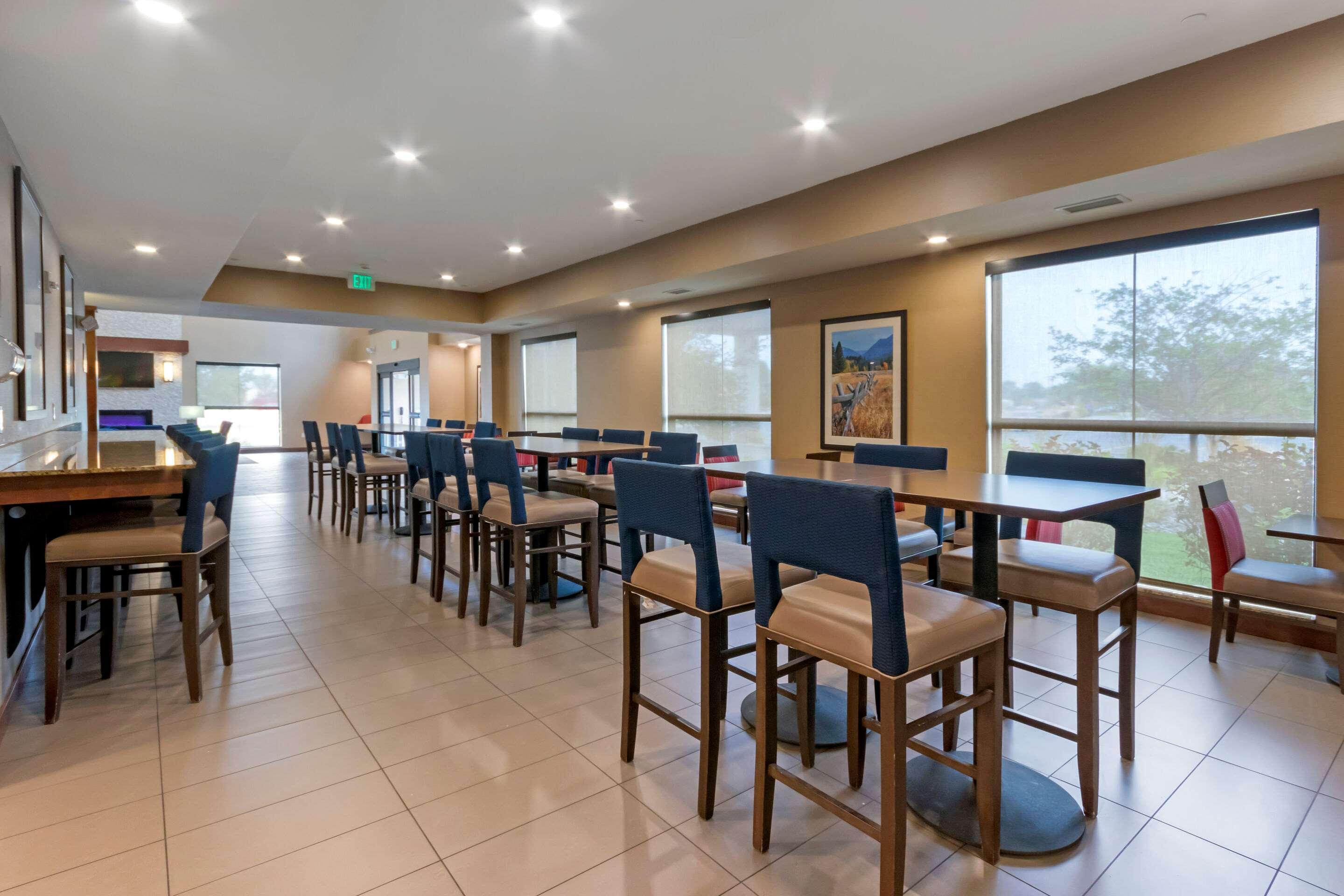 Comfort Suites Billings Ngoại thất bức ảnh