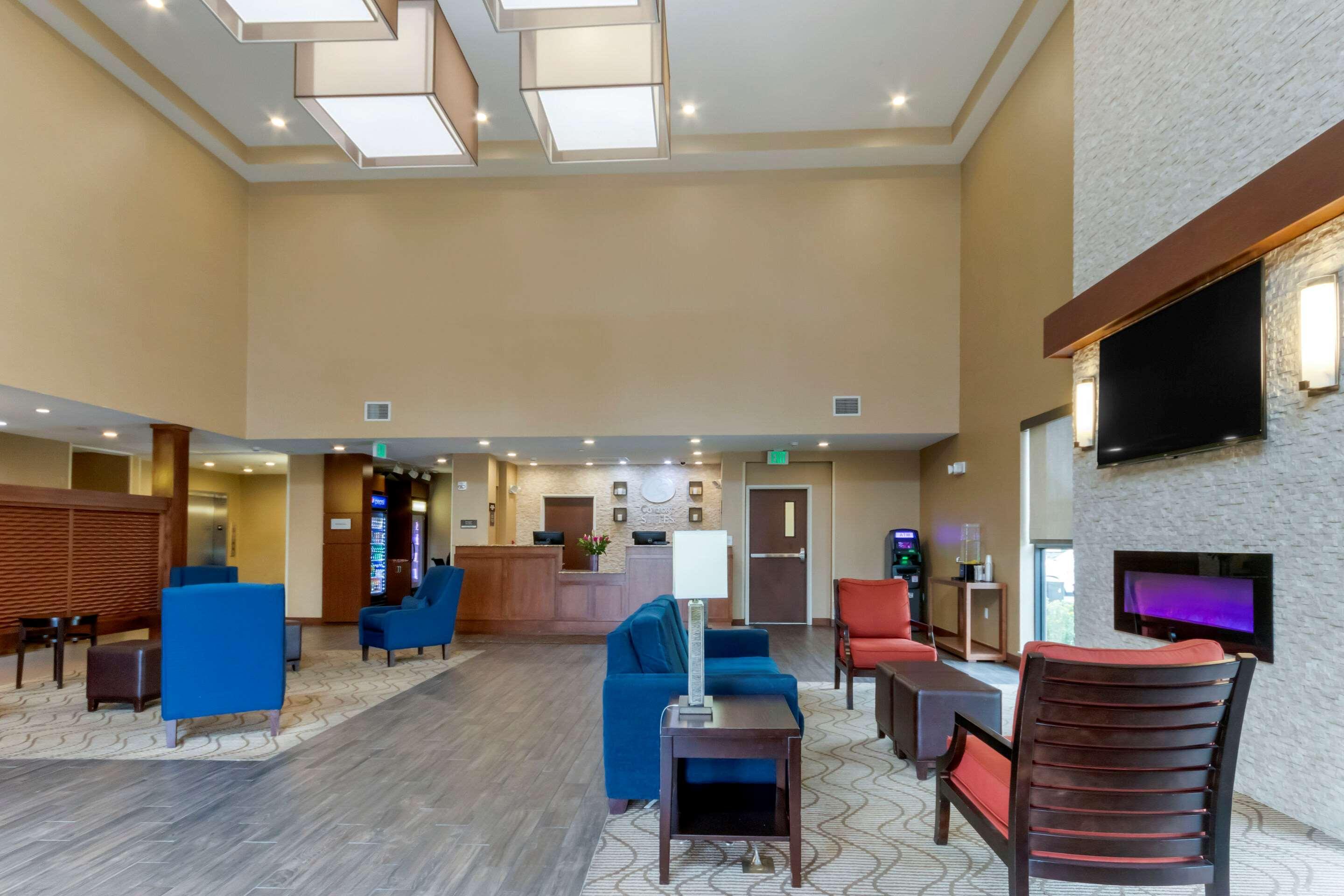 Comfort Suites Billings Ngoại thất bức ảnh